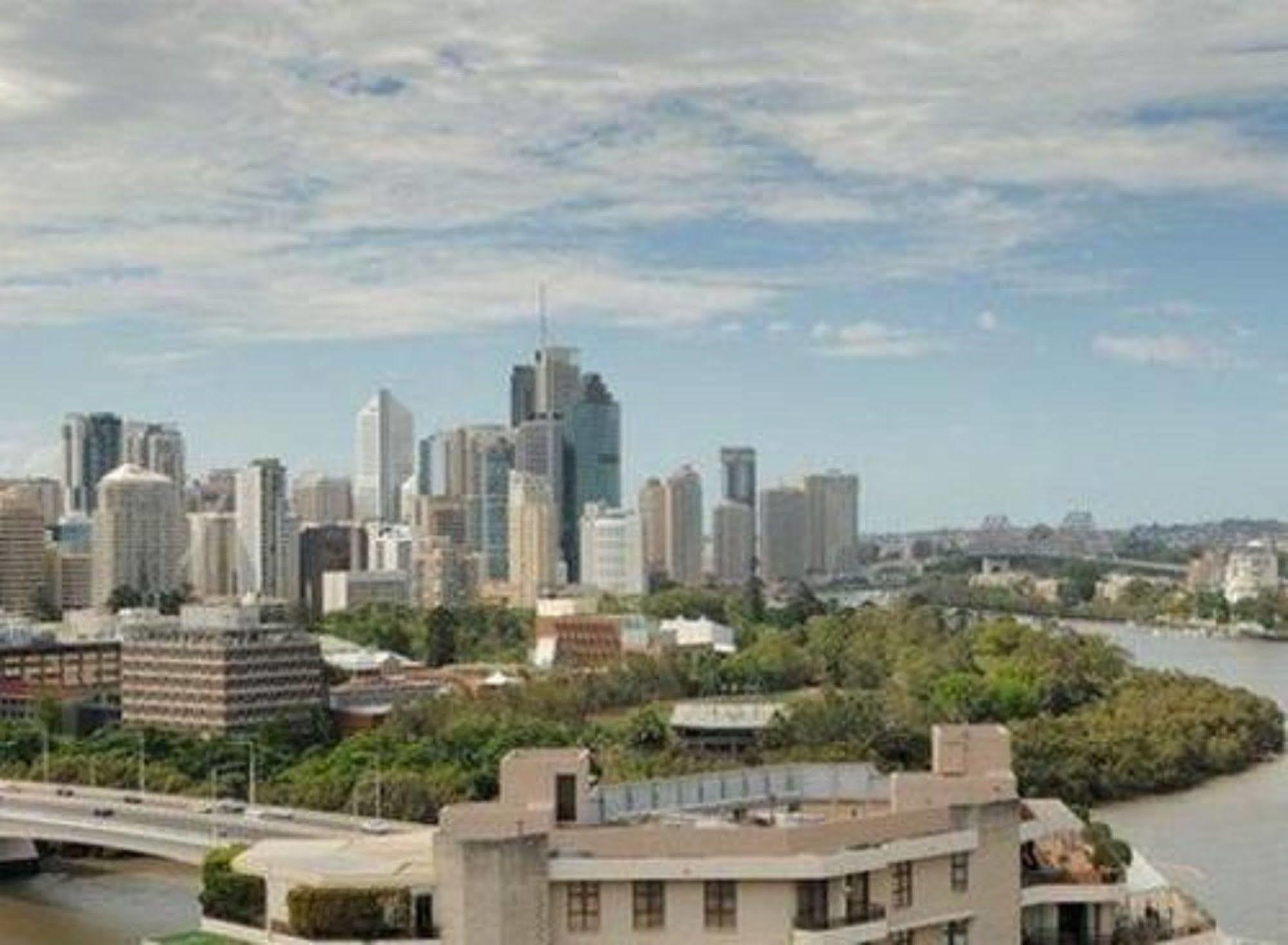 Central Cosmo Apartment Hotel Brisbane Luaran gambar