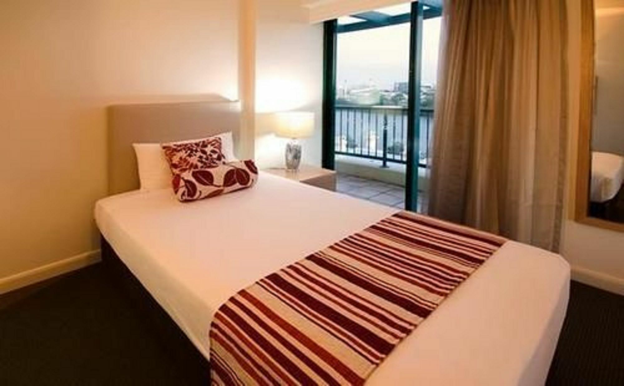 Central Cosmo Apartment Hotel Brisbane Luaran gambar